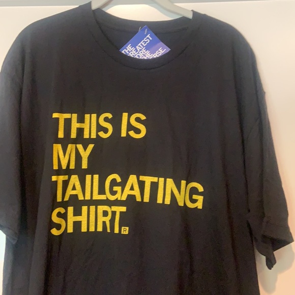 🆕 Raygun Tailgating T-Shirt 🖤💛 🆕 - Picture 2 of 5